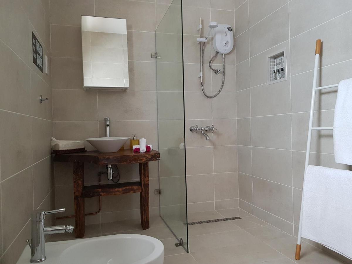 Bougainvillas Seychelles 앙스 로얄 외부 사진